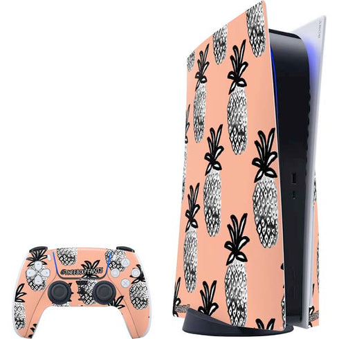Bouffants and Broken Hearts Gray Scale Pineapple PS5 Bundle Skin