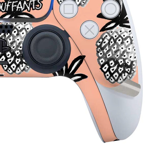Bouffants and Broken Hearts Gray Scale Pineapple PS5 Controller Skin