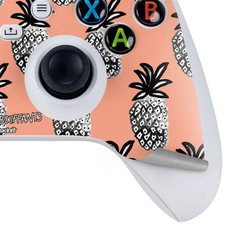 Bouffants and Broken Hearts Gray Scale Pineapple Xbox Series S Controller Skin
