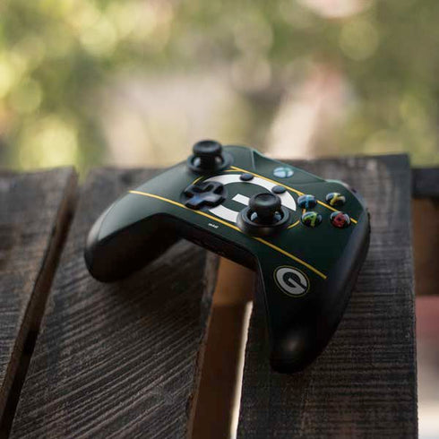 NFL Green Bay Packers Zone Block Xbox One S All-Digital Edition Bundle Skin