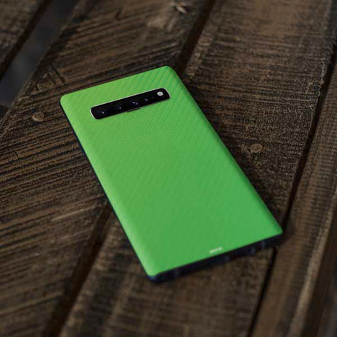 Green Carbon Fiber Specialty Material Galaxy S10 Plus Skin