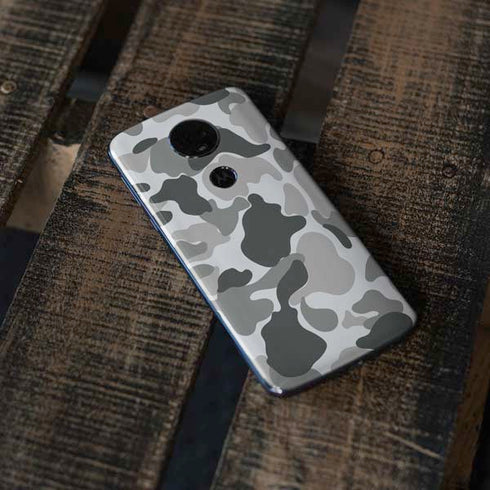 Grey Street Camo Moto E5 Plus Skin