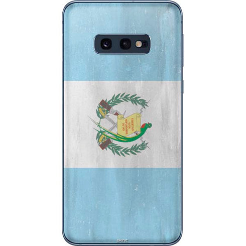 Guatemala Flag Distressed Galaxy S10e Skin