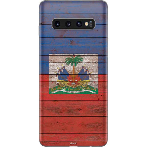 Haiti Flag Dark Wood Galaxy S10 Skin