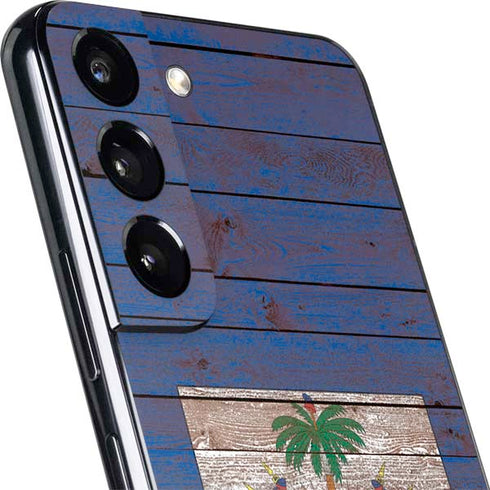 Haiti Flag Dark Wood Galaxy S22 Plus Skin