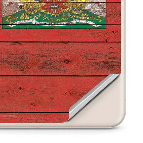 Haiti Flag Dark Wood Google Pixel 8 Pro Skin