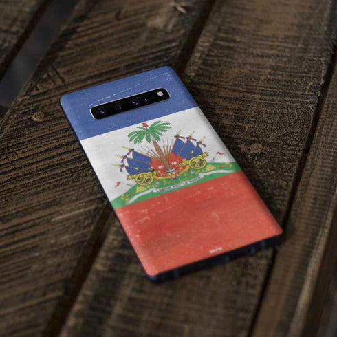 Haiti Flag Distressed Galaxy S10 Skin