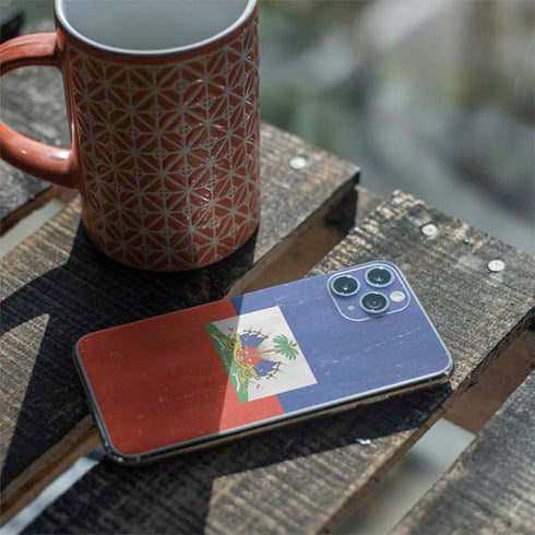 Haiti Flag Distressed iPhone 11 Pro Skin