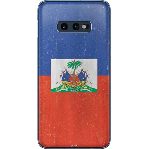 Haitian Flag Distressed Galaxy S10e Skin