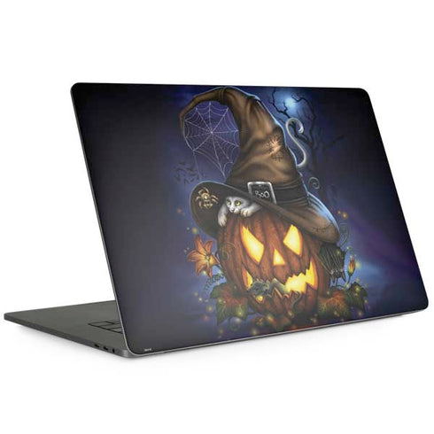 Halloween Cat and Jack O Lantern Pumpkin by Sarah Richter Apple MacBook Pro 15-inch Skin