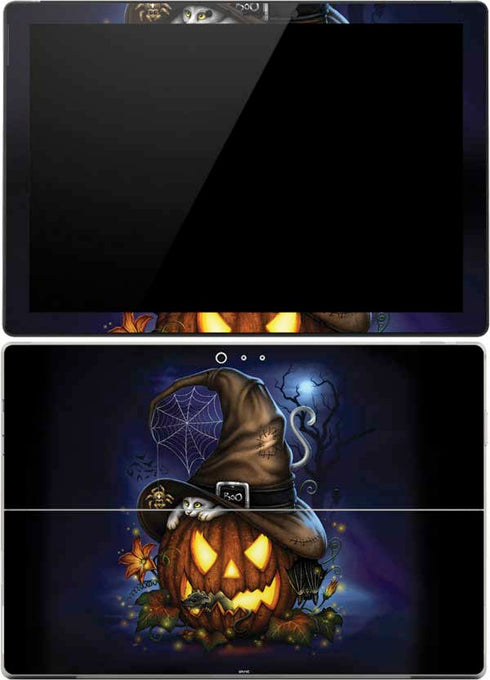 Halloween Cat and Jack O Lantern Pumpkin by Sarah Richter Surface Pro (2017) Skin