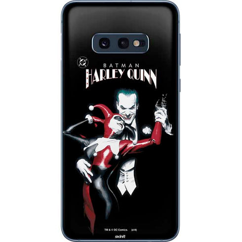 DC Comics The Joker Batman: Harley Quinn Cover #1 Art by Alex Ross. Piece Also known as Tango with Evil Galaxy S10e Skin
