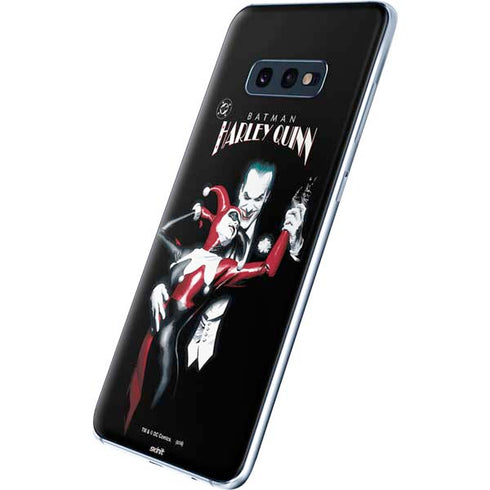 DC Comics The Joker Batman: Harley Quinn Cover #1 Art by Alex Ross. Piece Also known as Tango with Evil Galaxy S10e Skin