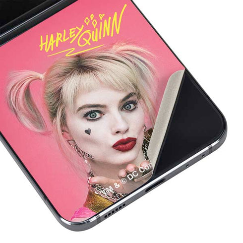 DC Comics Harley Quinn Blowing Kisses Galaxy Z Flip5 5G Skin