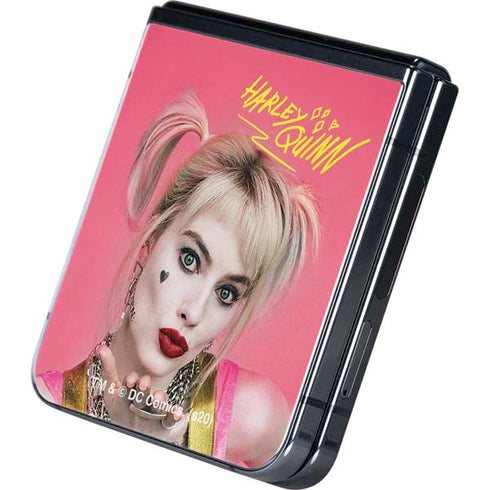 DC Comics Harley Quinn Blowing Kisses Galaxy Z Flip5 5G Skin