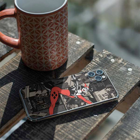 DC Comics Harley Quinn Vintage Action pose pattern iPhone 11 Pro Max Skin