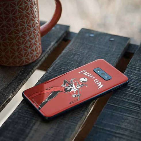 DC Comics Harley Quinn Classic Art Pose Galaxy S10e Skin