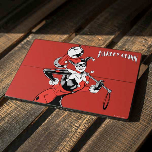 DC Comics Harley Quinn Classic Art Pose Surface Pro 6 Skin