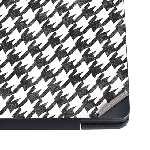 Houndstooth Black/White Dell Vostro Skin