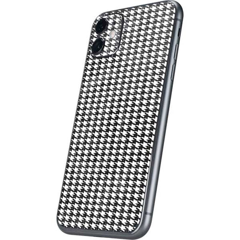 Houndstooth Black/White iPhone 11 Skin