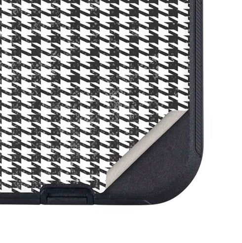 Houndstooth Black/White Otterbox Defender iPhone Skin