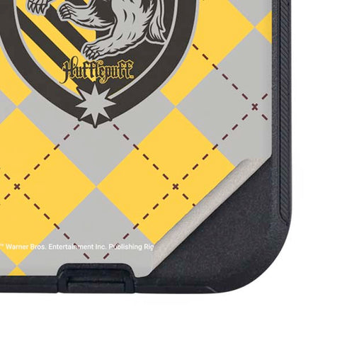 Wizarding World Harry Potter Hufflepuff Crest Otterbox Defender iPhone Skin