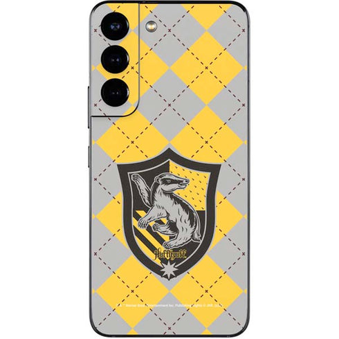 Wizarding World Harry Potter Hufflepuff Crest Galaxy S22 Skin