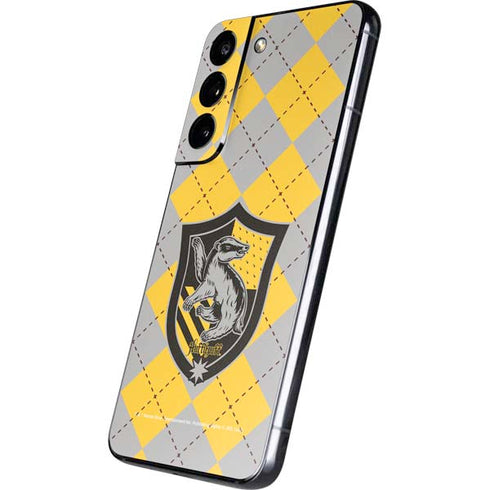 Wizarding World Harry Potter Hufflepuff Crest Galaxy S22 Skin