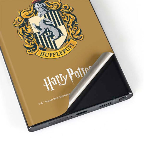 Wizarding World Harry Potter Hufflepuff House Crest Galaxy S22 Ultra Skin