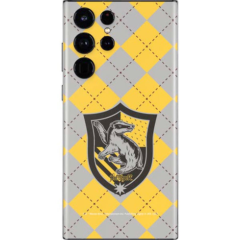 Wizarding World Harry Potter Hufflepuff Crest Galaxy S22 Ultra Skin