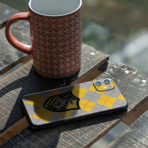 Wizarding World Harry Potter Hufflepuff Crest iPhone 11 Skin