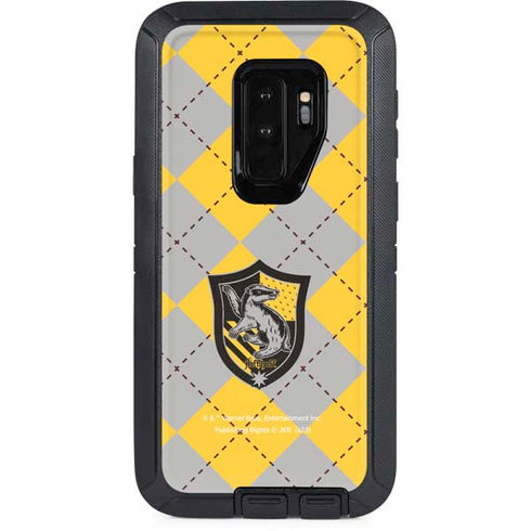 Wizarding World Harry Potter Hufflepuff Crest Otterbox Defender Galaxy Skin