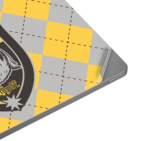Wizarding World Harry Potter Hufflepuff Crest Universal Laptop 17in (13.8 x 10in) Skin