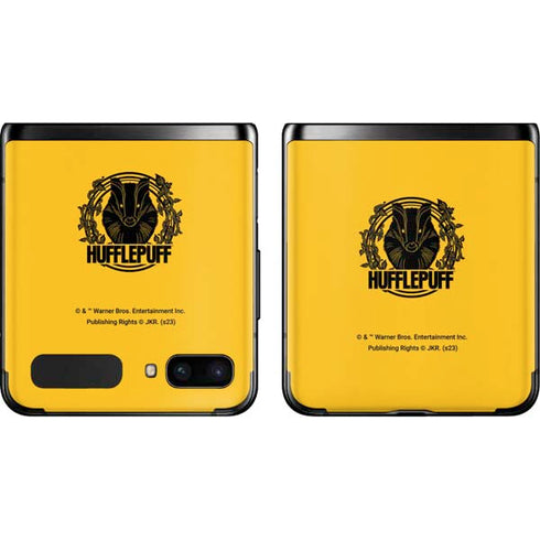 Wizarding Worlds Harry Potter Hufflepuff Illustration Galaxy Z Flip Skin