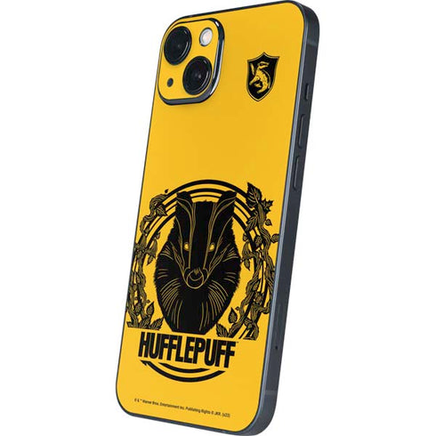 Wizarding Worlds Harry Potter Hufflepuff Illustration iPhone 15 Plus Skin