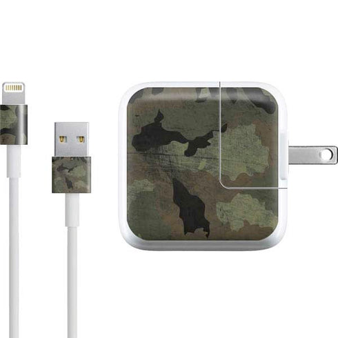 Hunting Camo iPad Charger (10W USB) Skin