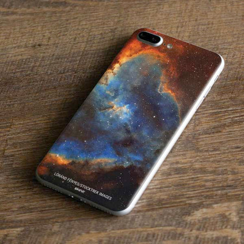 IC 1805 The Heart Nebula in Cassiopeia iPhone 8 Plus Skin