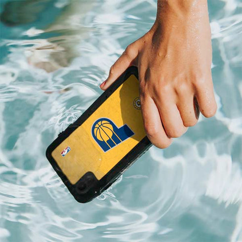 NBA Indiana Pacers Distressed iPhone XR Waterproof Case