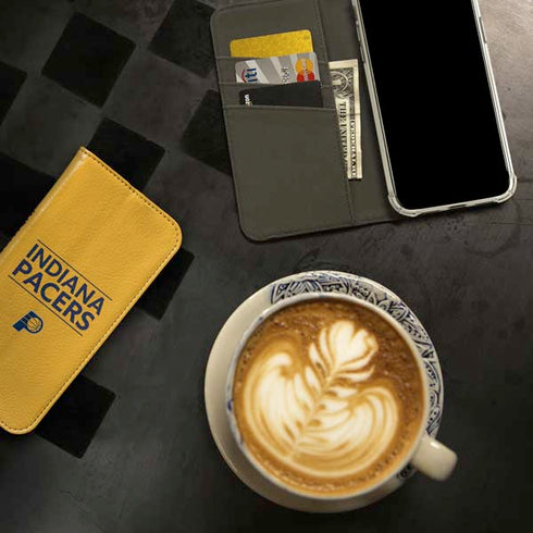 NBA Indiana Pacers Standard - Yellow iPhone 15 Pro Folio Case