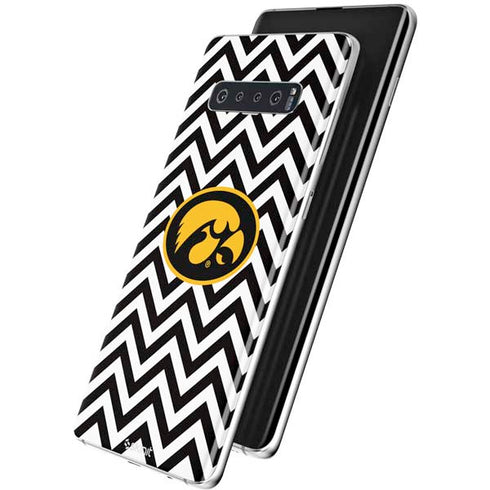 University of Iowa Hawkeyes Chevron Print Galaxy S10 Skin