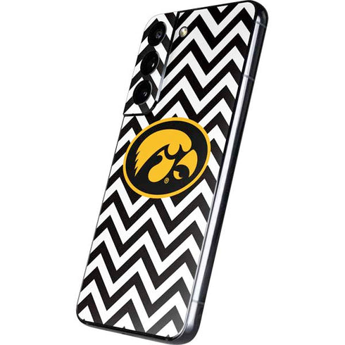 University of Iowa Hawkeyes Chevron Print Galaxy S22 Skin