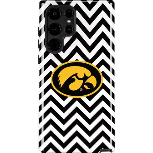 University of Iowa Hawkeyes Chevron Print Galaxy S22 Ultra Pro Case