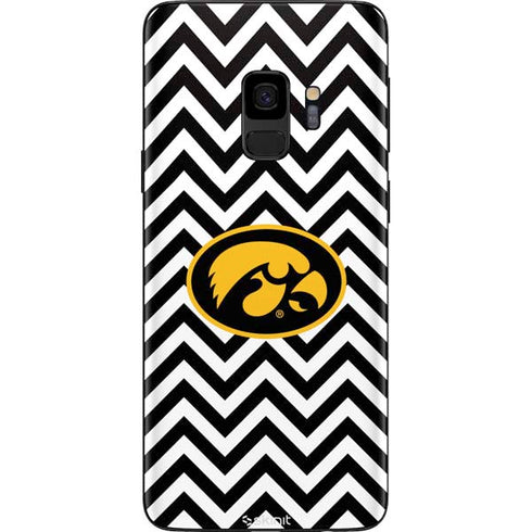 University of Iowa Hawkeyes Chevron Print Galaxy S9 Skin