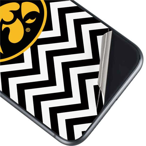 University of Iowa Hawkeyes Chevron Print iPhone 11 Skin