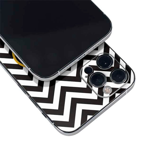University of Iowa Hawkeyes Chevron Print iPhone 12 Pro Max Skin