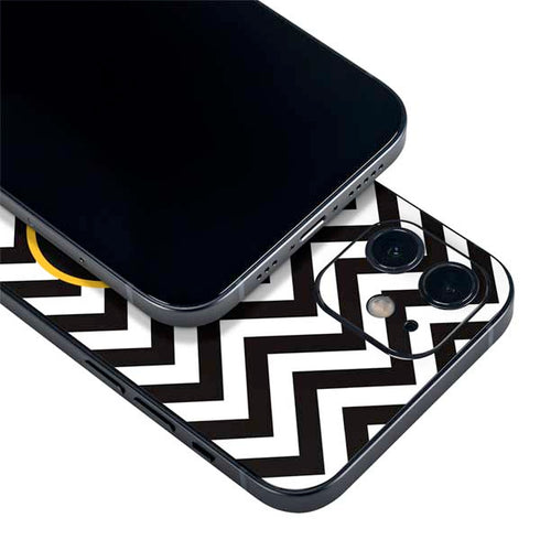 University of Iowa Hawkeyes Chevron Print iPhone 12 Skin