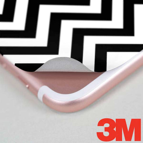 University of Iowa Hawkeyes Chevron Print iPhone 7 Skin