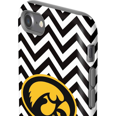 University of Iowa Hawkeyes Chevron Print iPhone SE (2nd & 3rd Gen) Pro Case
