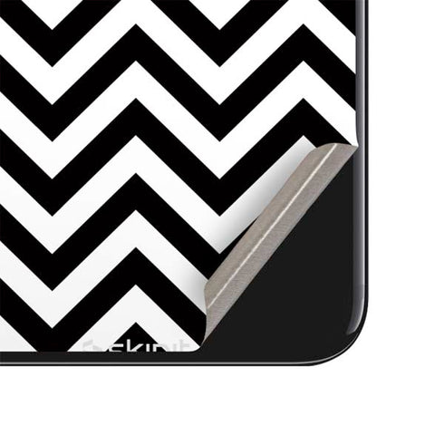 University of Iowa Hawkeyes Chevron Print iPhone SE (2nd & 3rd Gen) Skin
