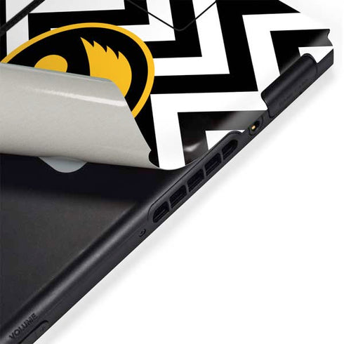University of Iowa Hawkeyes Chevron Print Nintendo Switch Bundle Skin